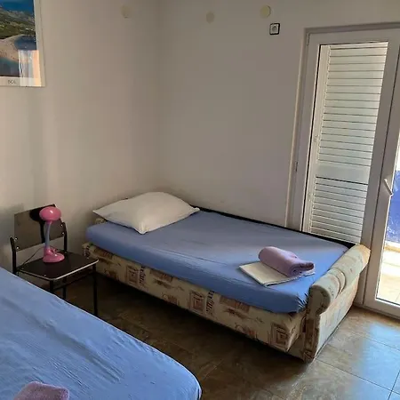 No 4 At Luki's House * Makarska